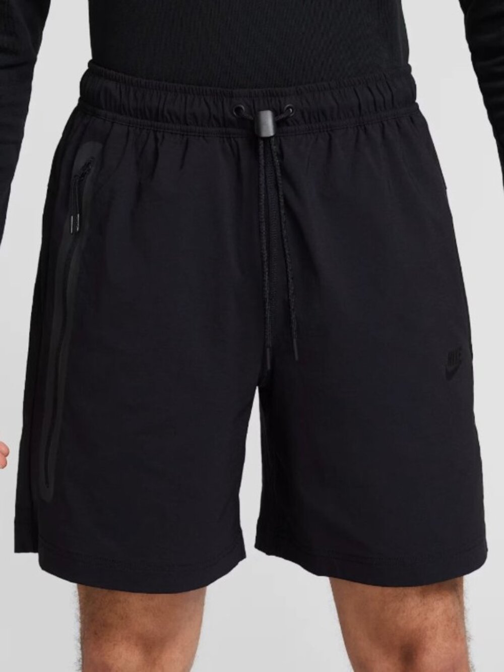 Nike Tech Above The Knee Woven Shorts Men’s Size Small Black HQ0470-010 $90 NWT